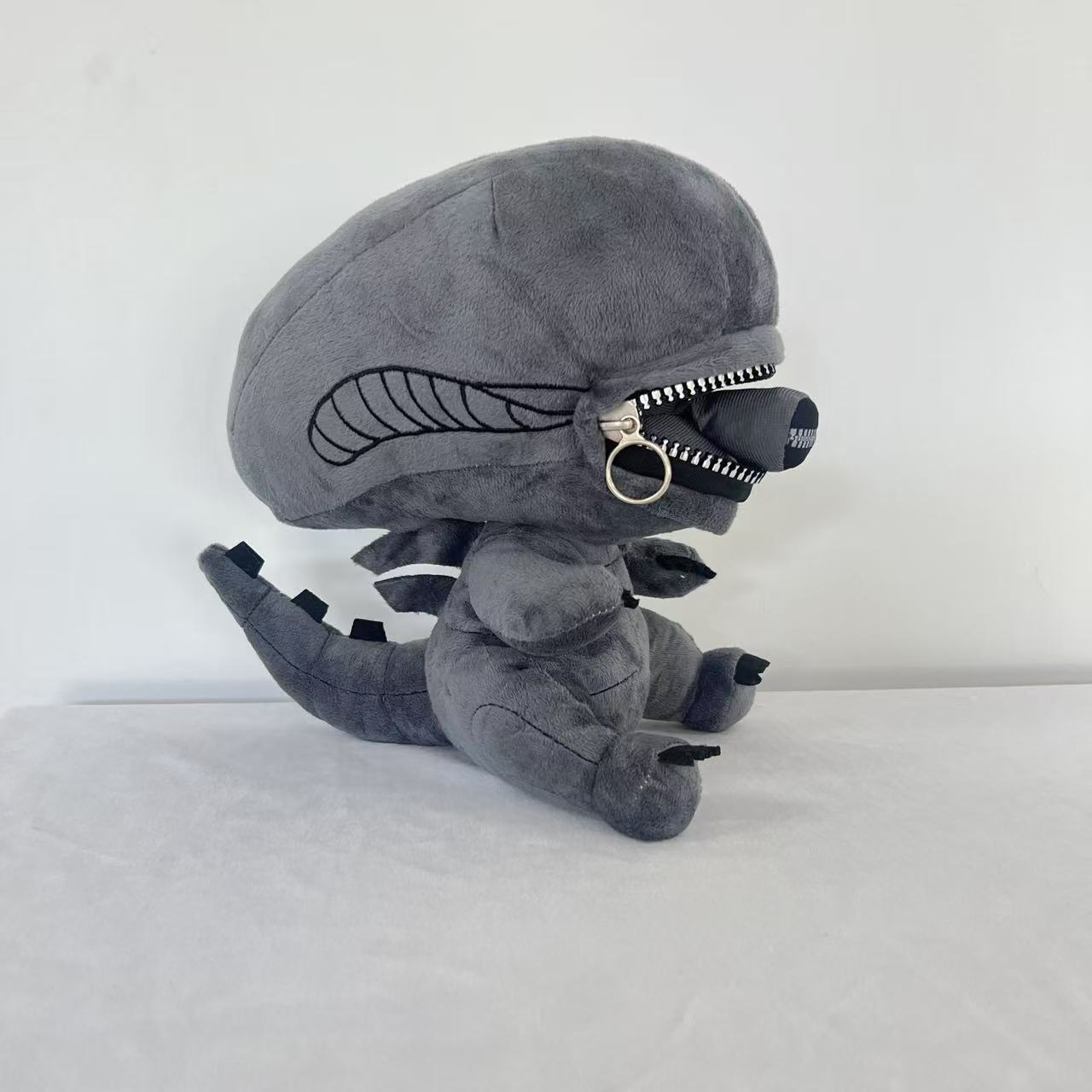 Alien Xenomorph Plush Toy with - Xenomorph Kids Toys 评论和价格